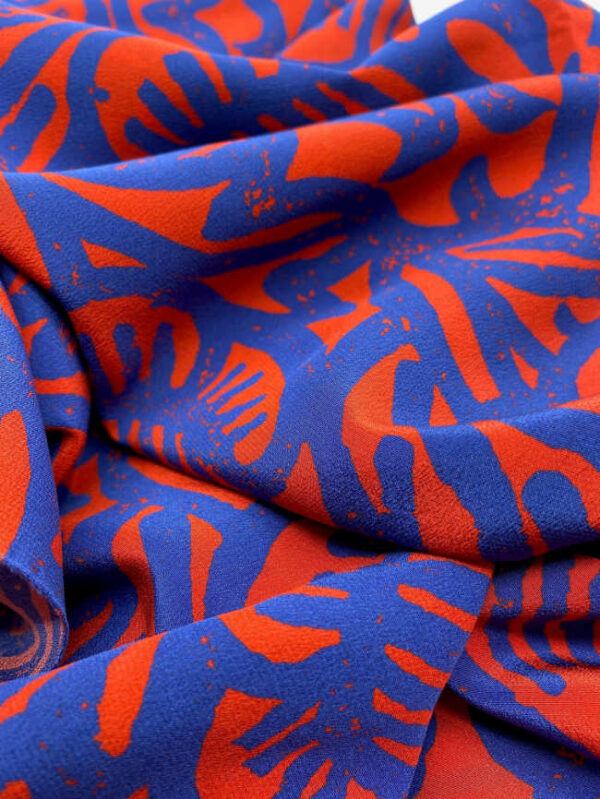 Silk crepe de chine, floral print, red - Image 2